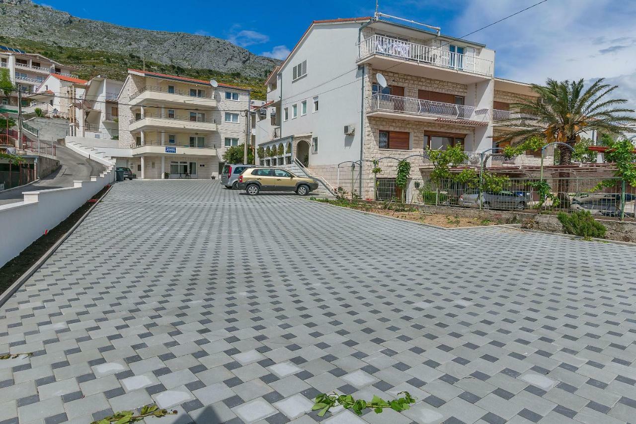 Apartments Villa Aquamarine Дуче Екстер'єр фото